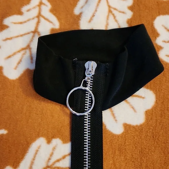 Dolls Kill Poster Girl Crop Top - Picture 3 of 3